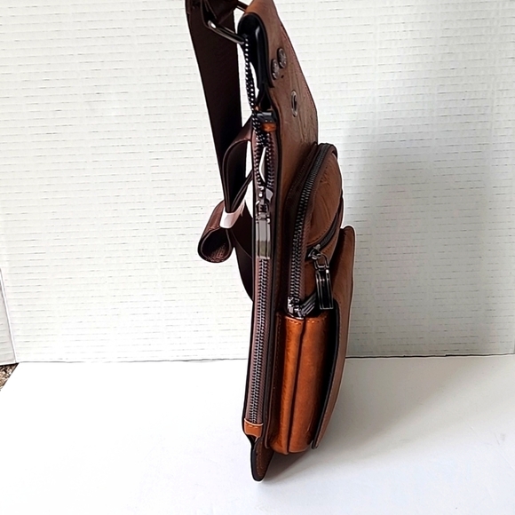 Classic Fashion Men's Brown Leather Sling Crossbody Bag - Picture 8 of 8